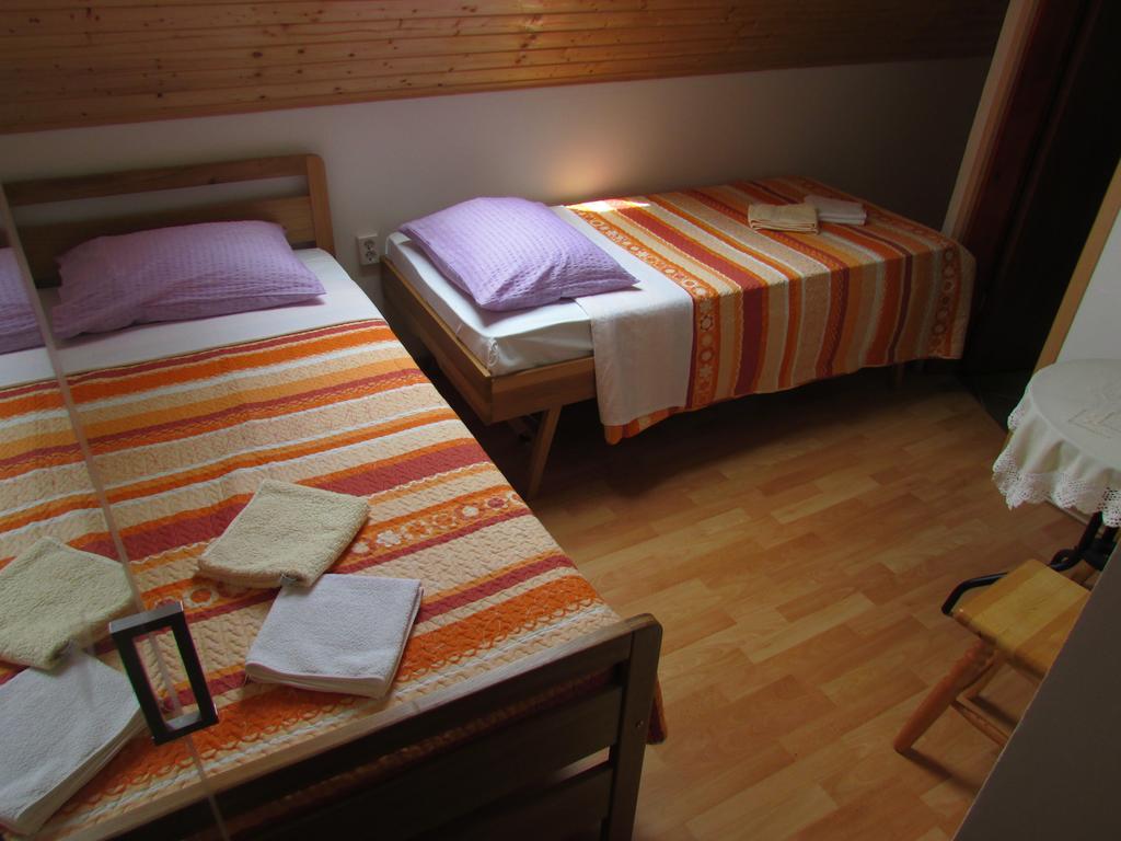 Guest House Nenad Plitvička Jezera Buitenkant foto