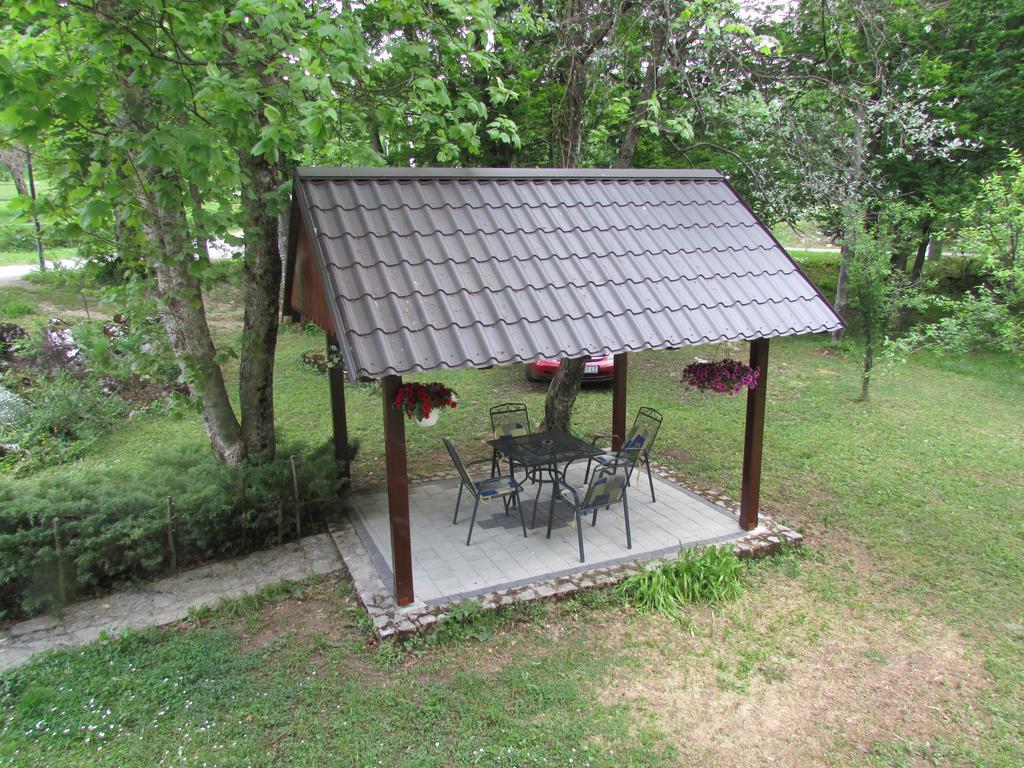 Guest House Nenad Plitvička Jezera Buitenkant foto